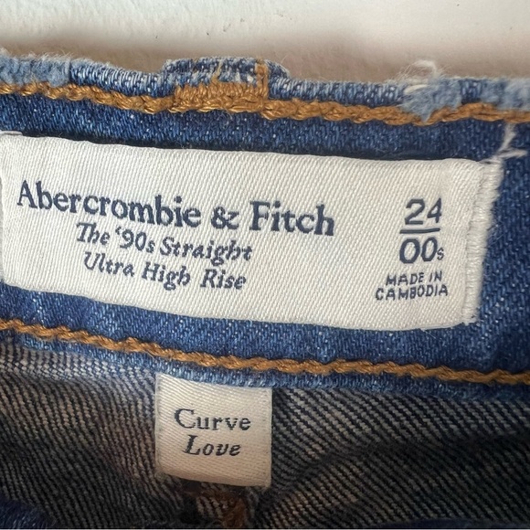 Abercrombie 90s Straight Ultra High Rise Dark Wash Jeans Curve Love 24 /00 Short - Picture 4 of 6